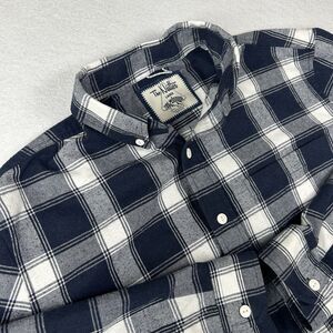 Chubbies The Nutter Flannel Mens‎ Large Blue Long Sleeve Plaid Flannel Pullover